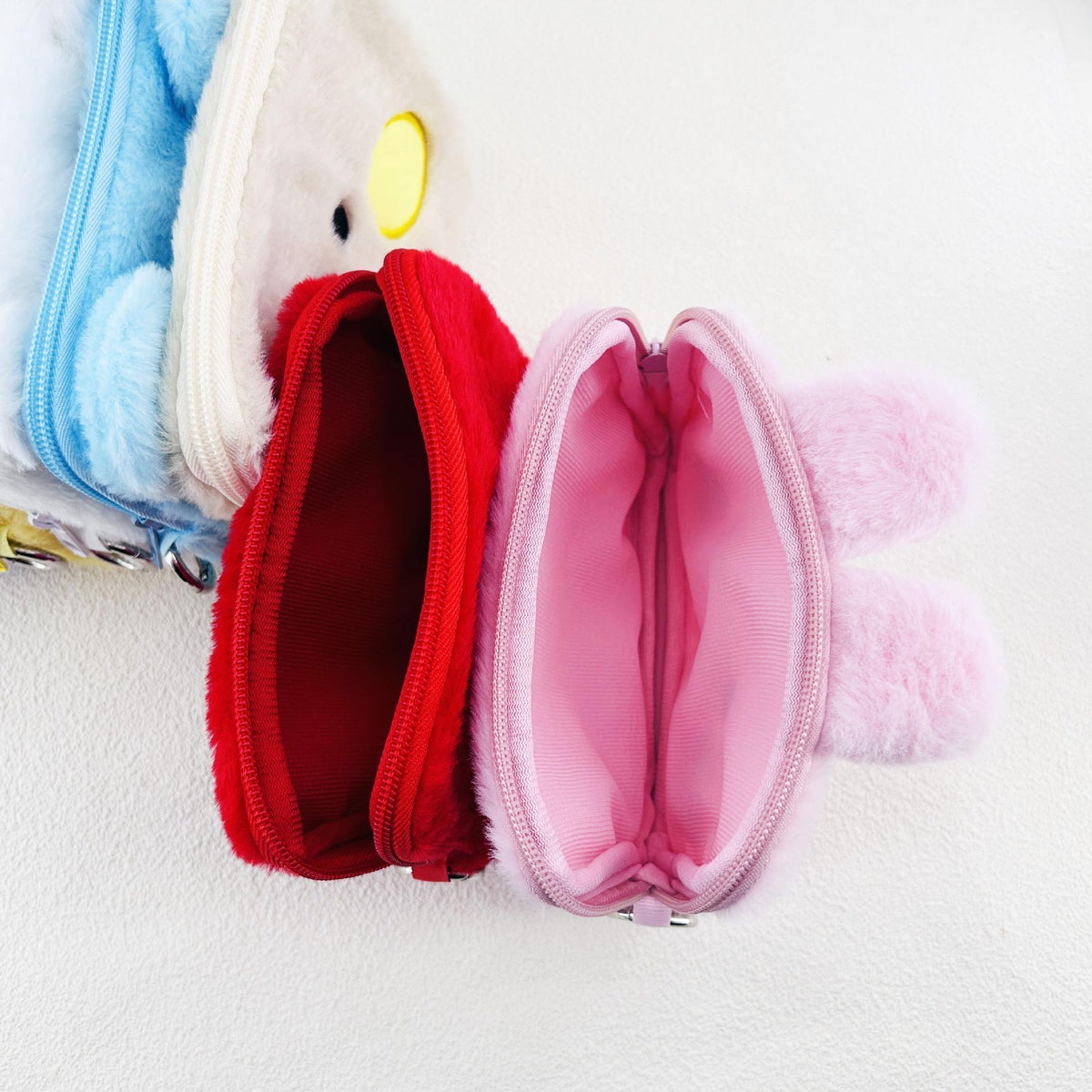 Estuche de peluche BTS x BT21