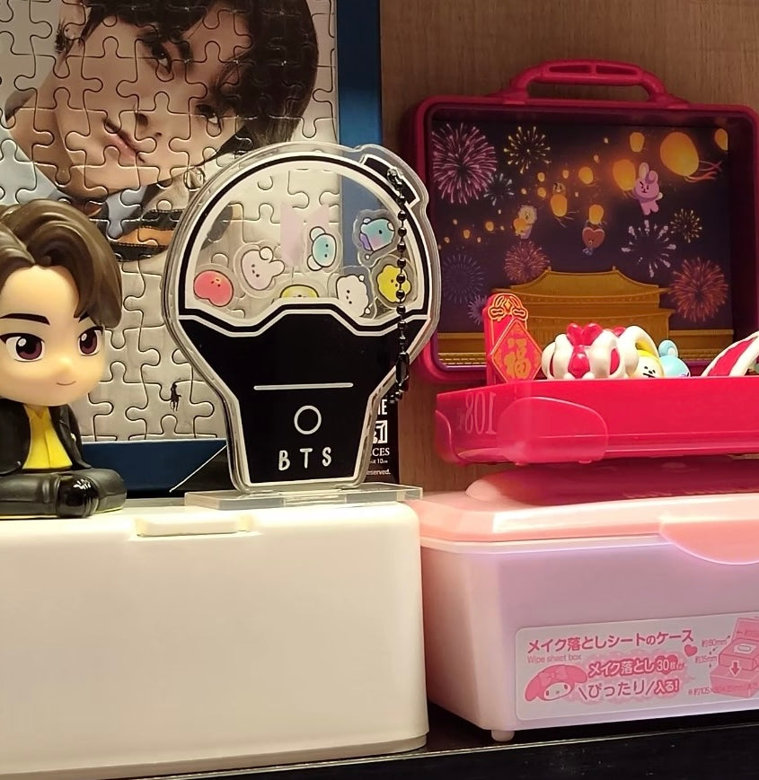 Llavero shaker de BTS x BT21