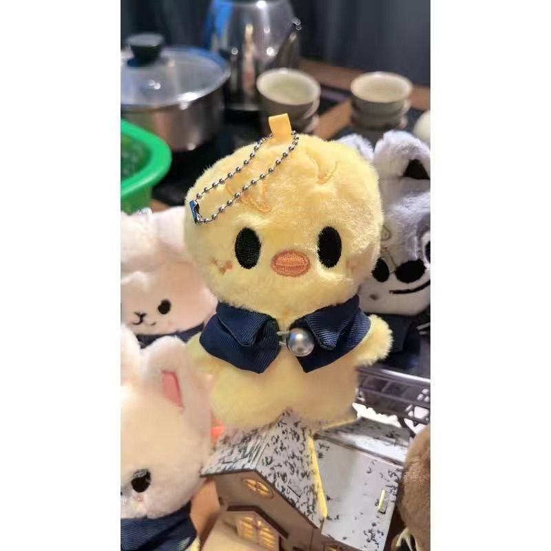 Llavero de peluche SKZOO Pilot de STRAY KIDS